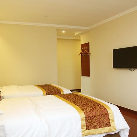 Greentree Inn Zhejiang Taizhou Tiantai Bus Station Express Hotel Exterior photo