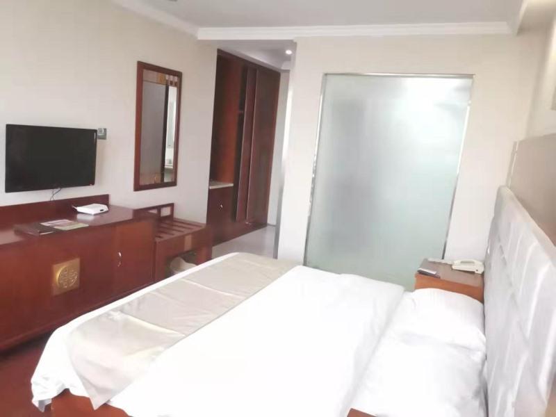 Greentree Inn Zhejiang Taizhou Tiantai Bus Station Express Hotel Exterior photo