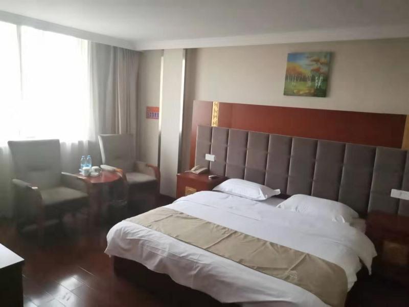 Greentree Inn Zhejiang Taizhou Tiantai Bus Station Express Hotel Exterior photo