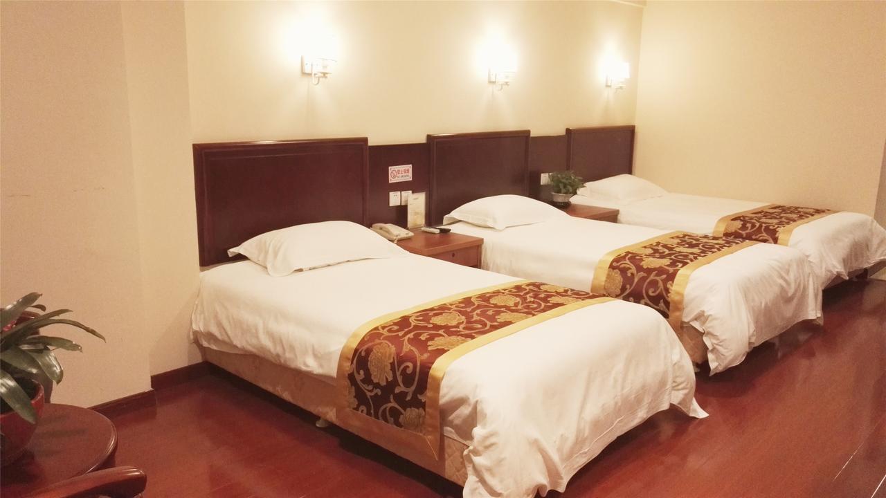 Greentree Inn Zhejiang Taizhou Tiantai Bus Station Express Hotel Exterior photo